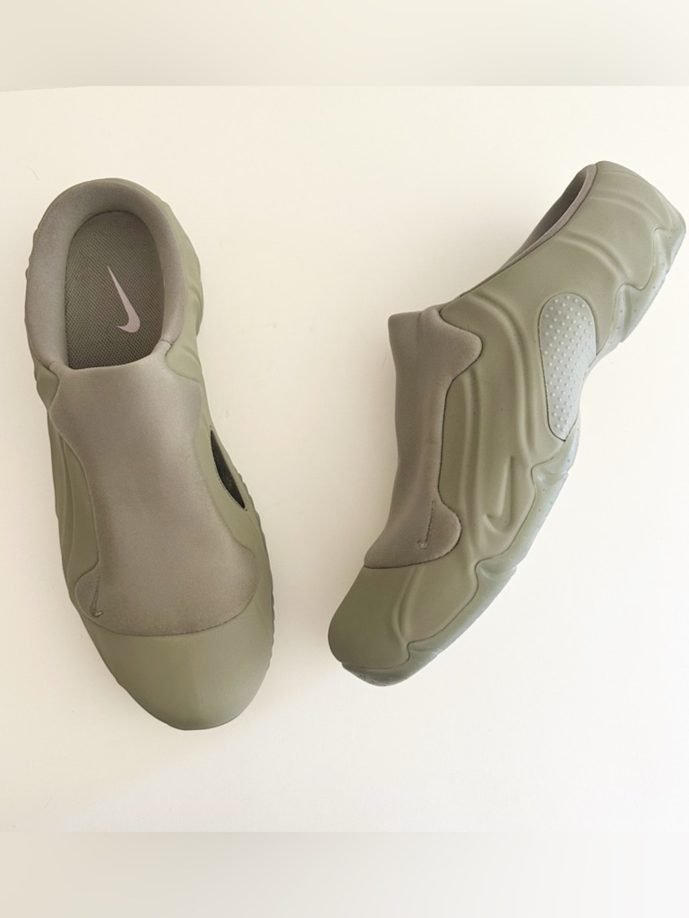 Nike NWOB Clogposite 'Light Army' Olive Green slip-on shoes